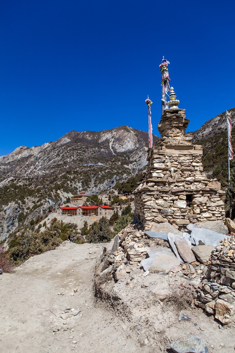 200км по красно-белым черточкам.. Around Annapurna. март-апрель 2017