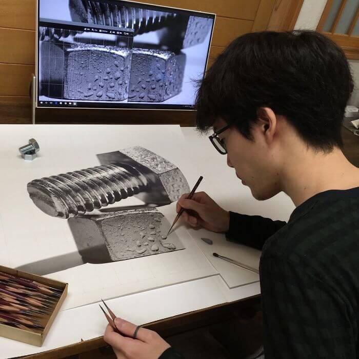 Japanese Artists Makes Realistic Pencil Drawings, And They Look Like Photographs Japanese Artists Makes Realistic Pencil Drawings, And They Look Like Photographs