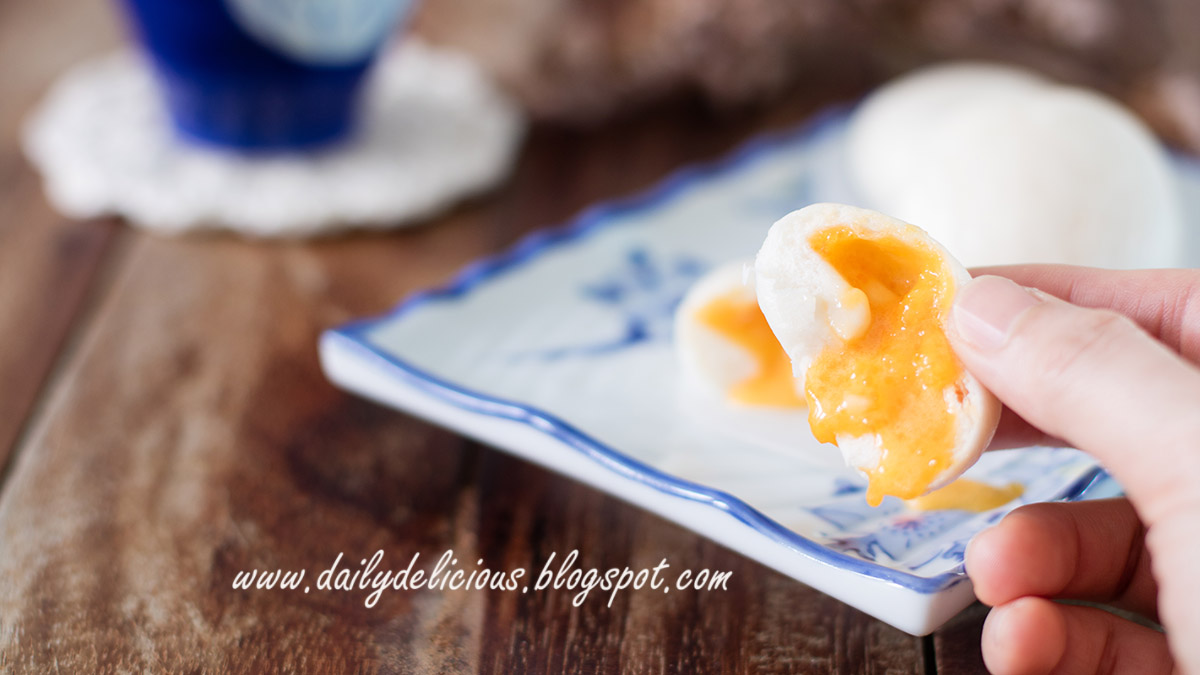 dailydelicious Runny Custard Buns Salted egg yolk custard buns