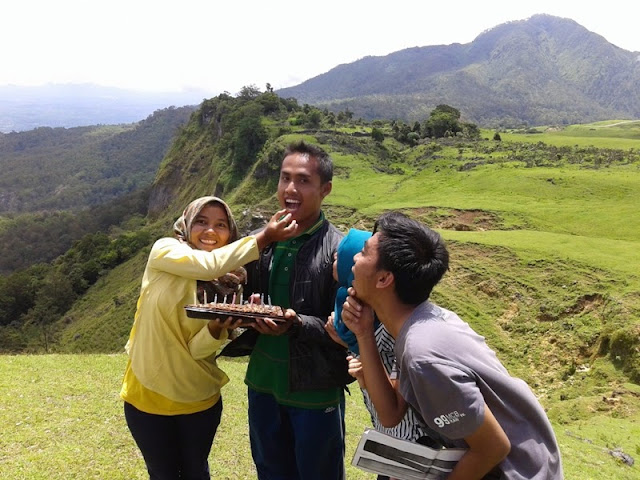 Padang Hijau Fulan Fehan