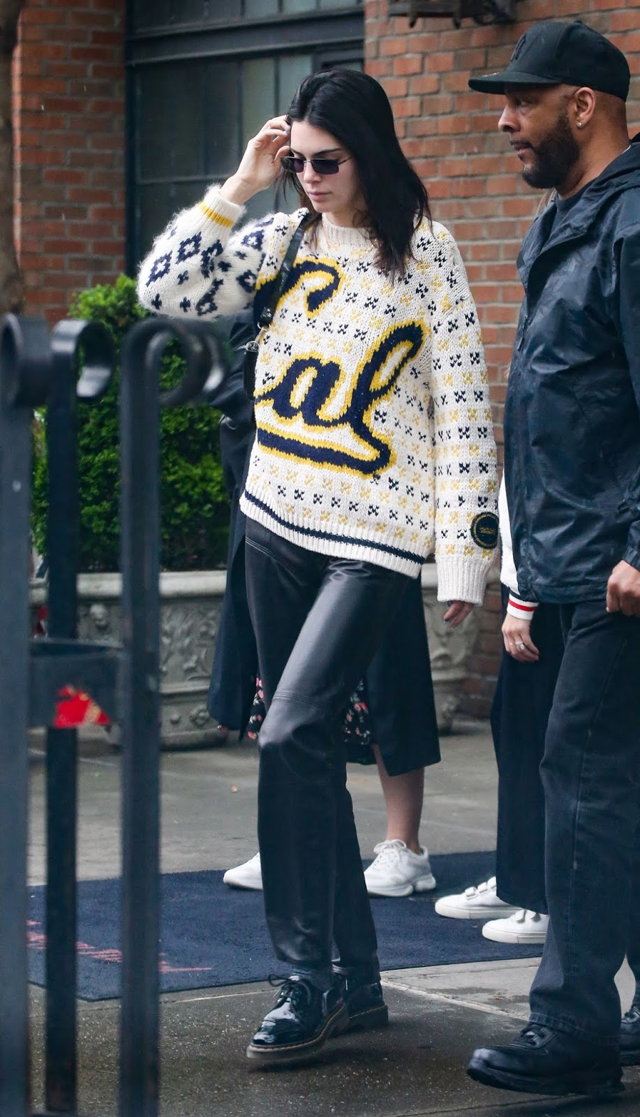 Kendall Jenner Clicked Outside in New York 4 May-2019
