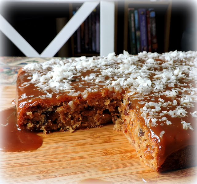 Queen Elizabeth Cake