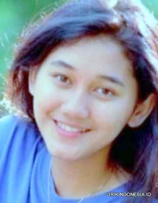 Lirik Lagu Nike Ardilla - Bintang Kehidupan | Lirik Lagu Populer