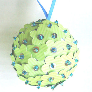 Play as U GO: Christmas prep 2012 - DIY Christmas balls