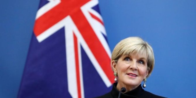 Kalah pemilihan, Julie Bishop mundur dari jabatan Menlu Australia