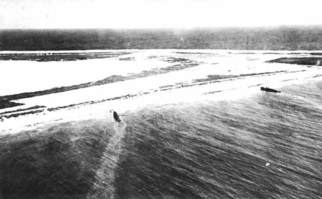 Wake Island 23 December 1941 worldwartwo.filminspector.com