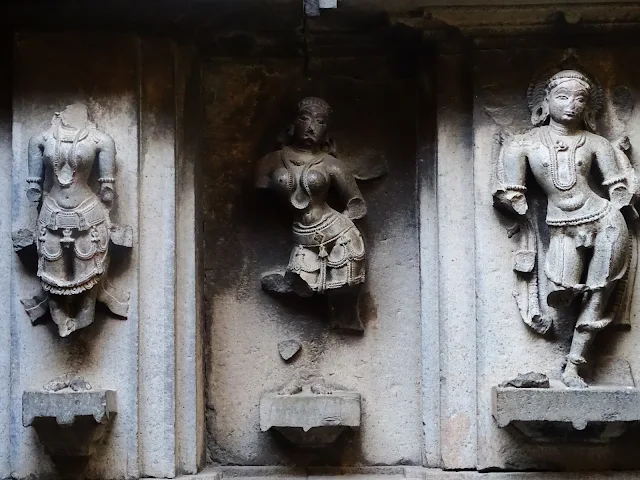 Bhuleshwar Carvings