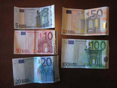 Euros, exchange dollars to euros, before vacation, trip