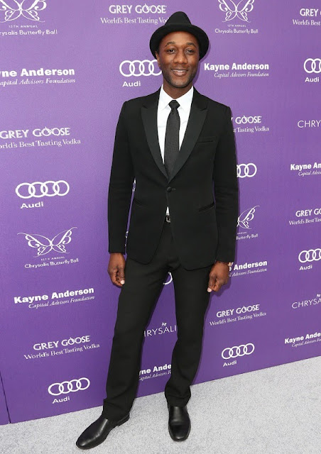 Celebrity Heights | How Tall Are Celebrities? Heights of Celebrities