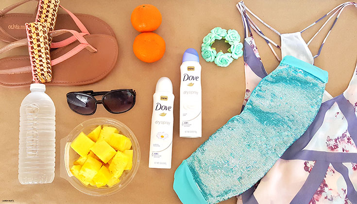 Being pregnant during the summer can be a struggle, use these simple tips to make for a more cool & comfortable pregnancy, even when it's super hot outside! #TryDry