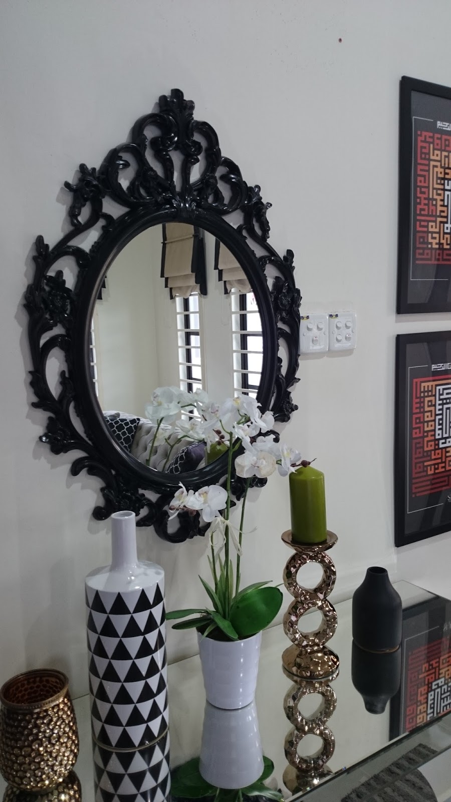 Cermin Ikea di Ruang Tamu