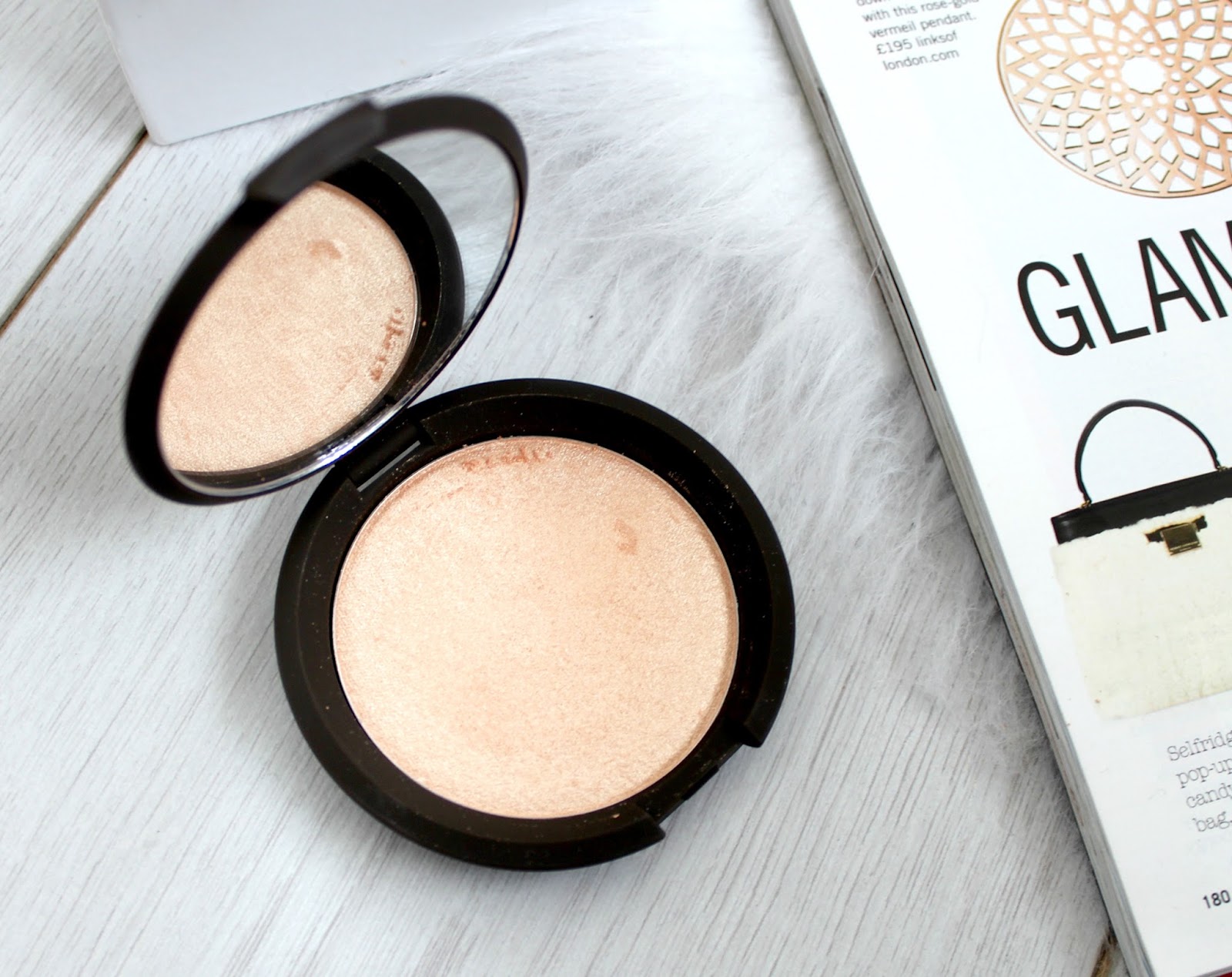 Becca Jaclyn Hill Champagne Pop Shimmering Skin Perfector | Couture Girl