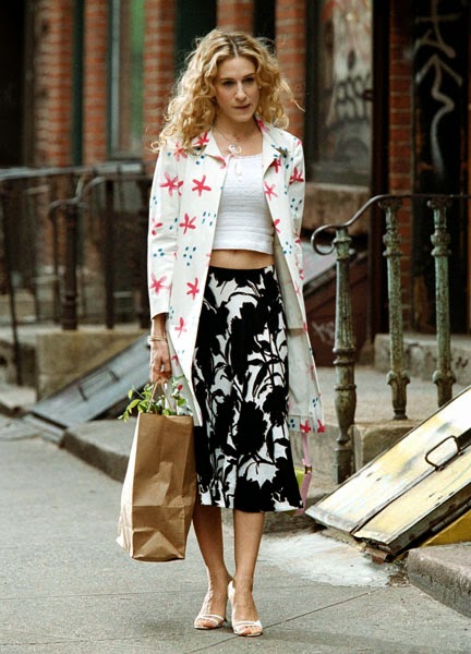 Chic And Silk Faces Carrie Bradshaw S Best Outfits