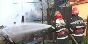 Şapte incendii stinse de pompieri, în weeken