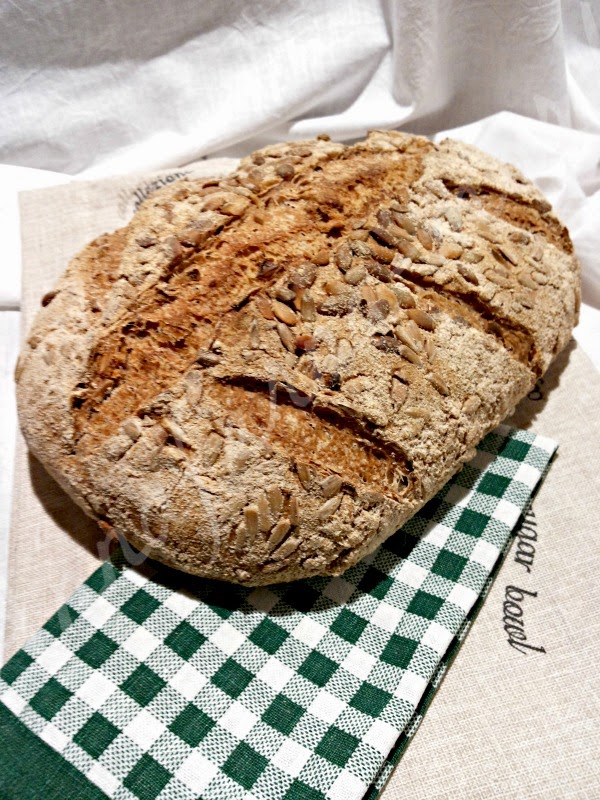 pane integrale con autolisi e lievito madre