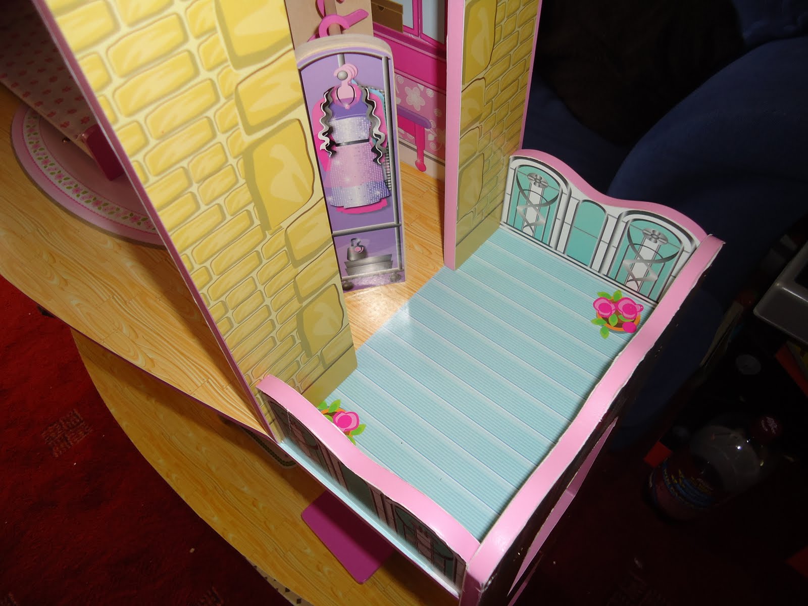 The Glamour Mansion from Argos