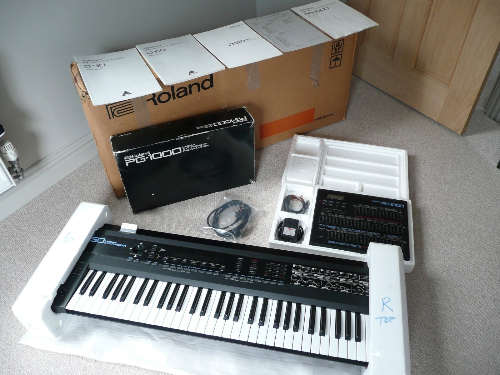 MATRIXSYNTH ROLAND D50 VINTAGE SYNTHESIZER & PG1000 PROGRAMMER w