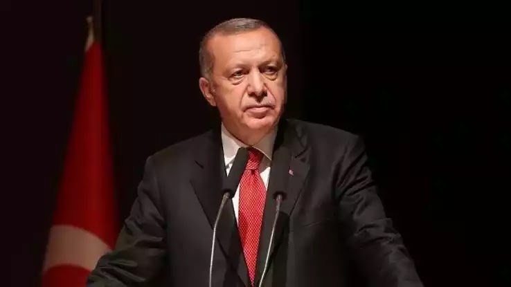 Αρχηγός του λιβυκού στόλου: «Ο Ερντογάν είναι μαφιόζος, στηρίζει το ISIS» Αρχηγός του λιβυκού στόλου: «Ο Ερντογάν είναι μαφιόζος, στηρίζει το ISIS»