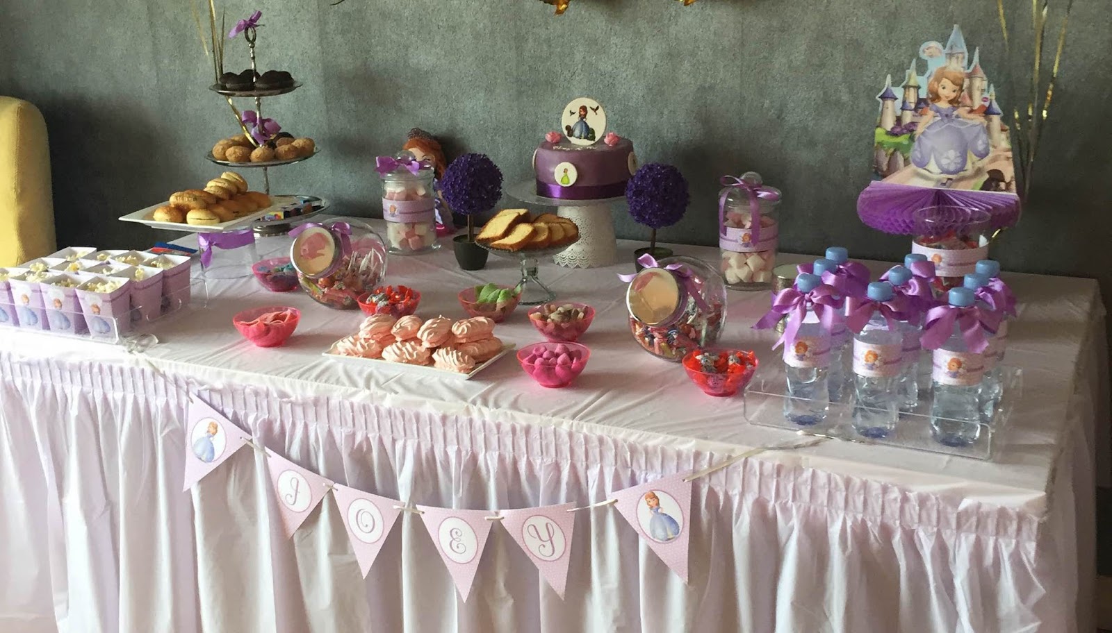 Anniversaire thème Princesse Sofia Le Candy Bar