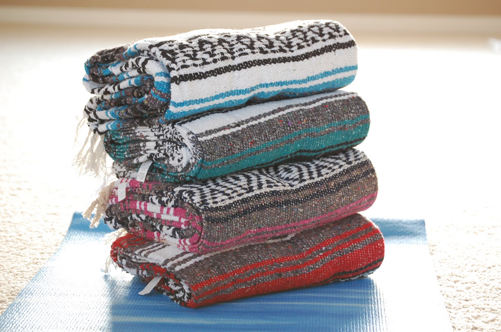 Lovely Yoga: yoga blankets