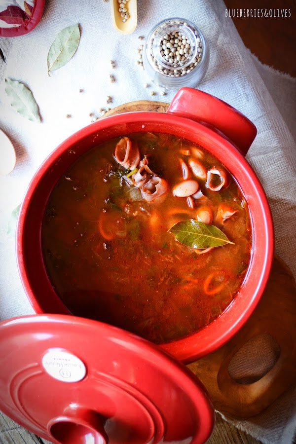 POTAJE DE JUDIONES, KALE Y CALAMARES EN COCOTTE 