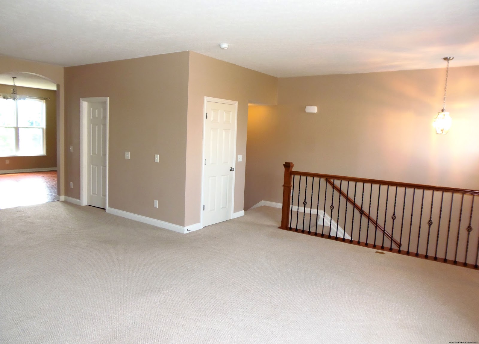 Realty Homes – Gahanna Schools 2500 sq ft Luxury Condo for Lease