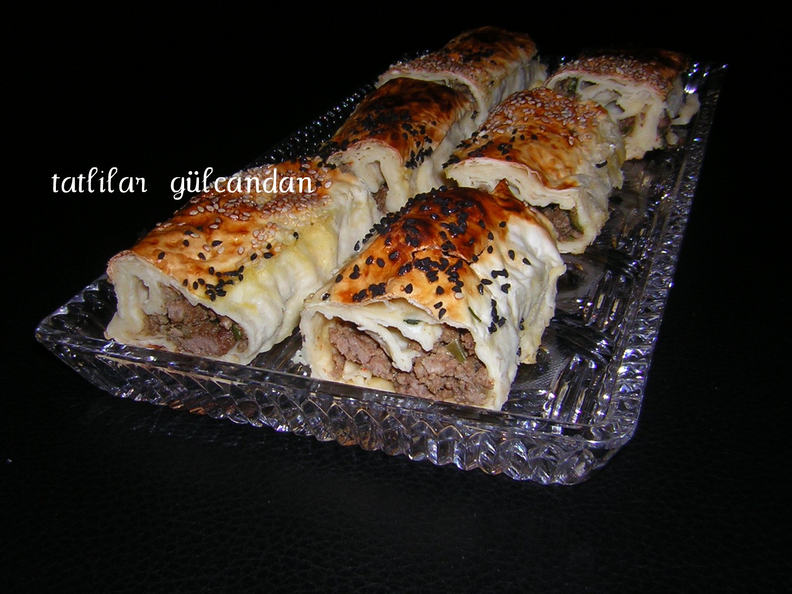 Kiymali Börek Tarifi Lezzetli Tadına Doyum Olmayan Yemek Tarifleri