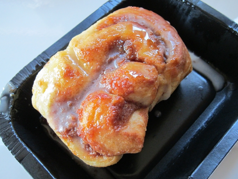 Review Wendy's Cinnamon Swirl