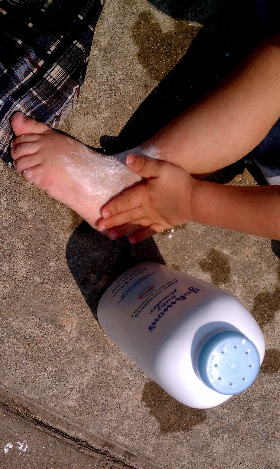 TryItMom Tuesday Tip 5 Baby Powder