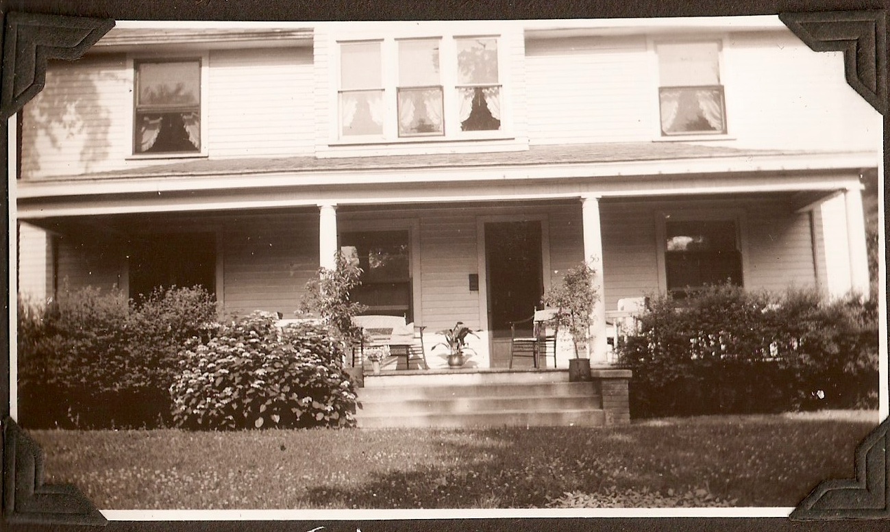 Vintage Irvington Life Along Irvington Avenue in the 1930s