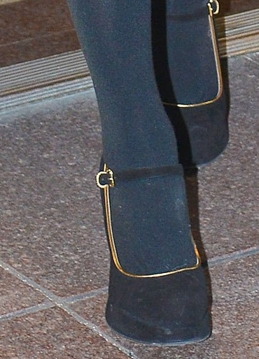 Celebrity Legs and Feet in Tights: Beyonce Knowles` Legs and Feet in ...