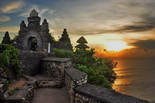 objek-wisata-uluwatu.jpg