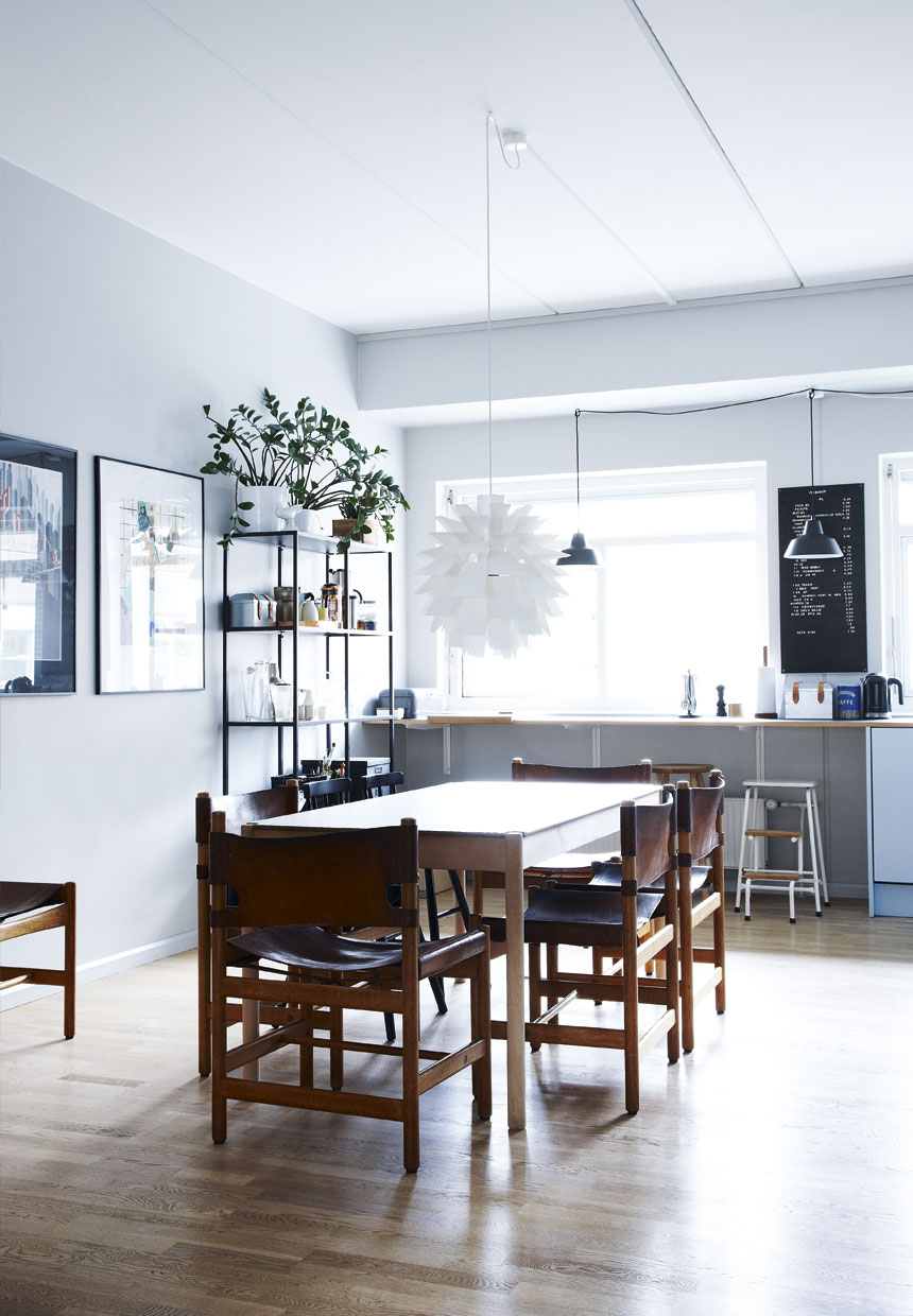 View of Spacious Apartment in an Old Factory Building | design attractor ...