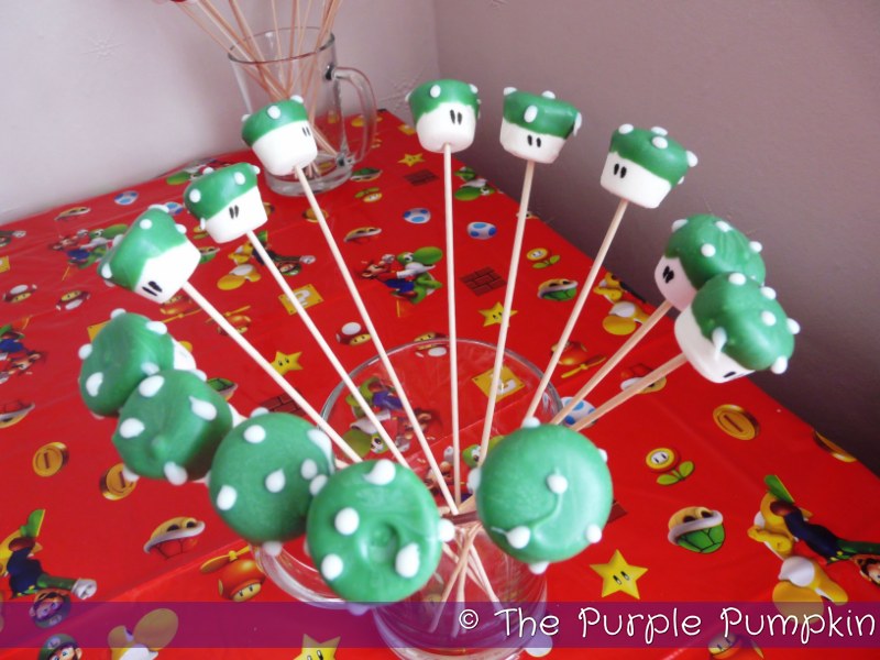 Super Mushroom & 1Up Mushroom Marshmallow Pops