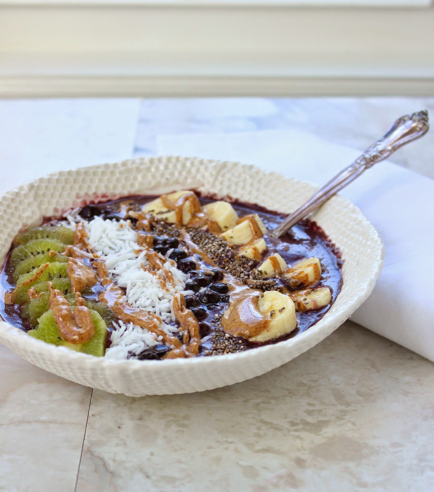 Stew or a Story: Acai Bowls with Wild Blueberries, Bananas, & Almond Butter