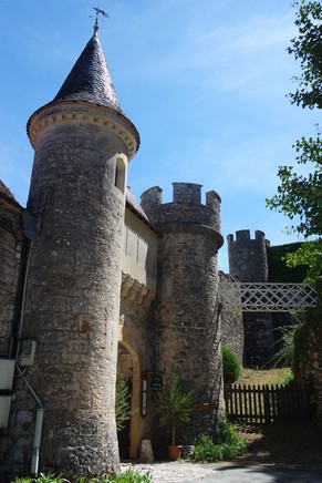 lot causses sud quercy château cénevières 
