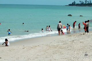 pantai tanjung pesona bangka