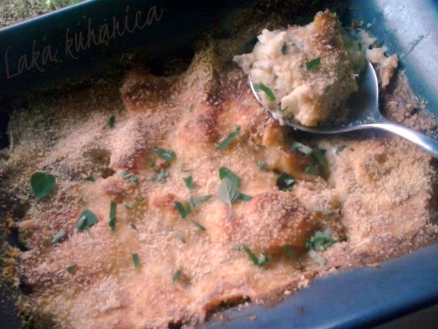 Cauliflower gratin with couscous and pancetta by Laka kuharica: creamy cheese sauce is a nice match for cauliflower.