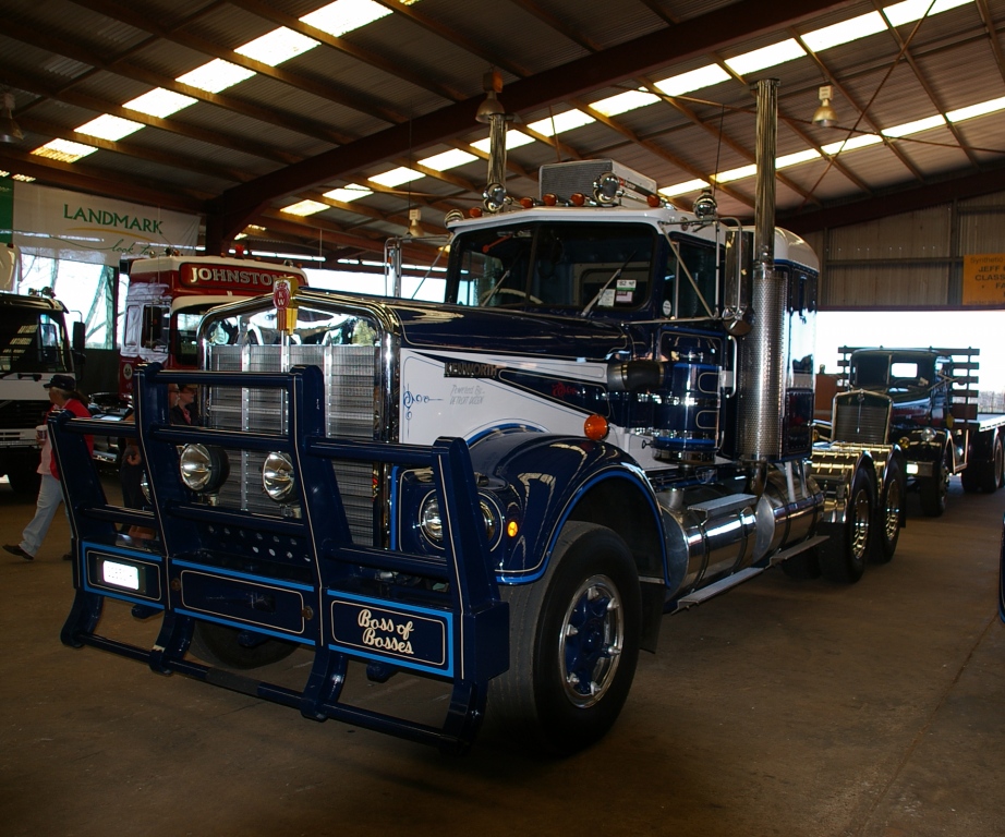 Historic Trucks Dubbo Vintage Truck Show 2016 Part 3 Fords