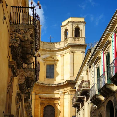 Road trip in Sicily - Church in Noto