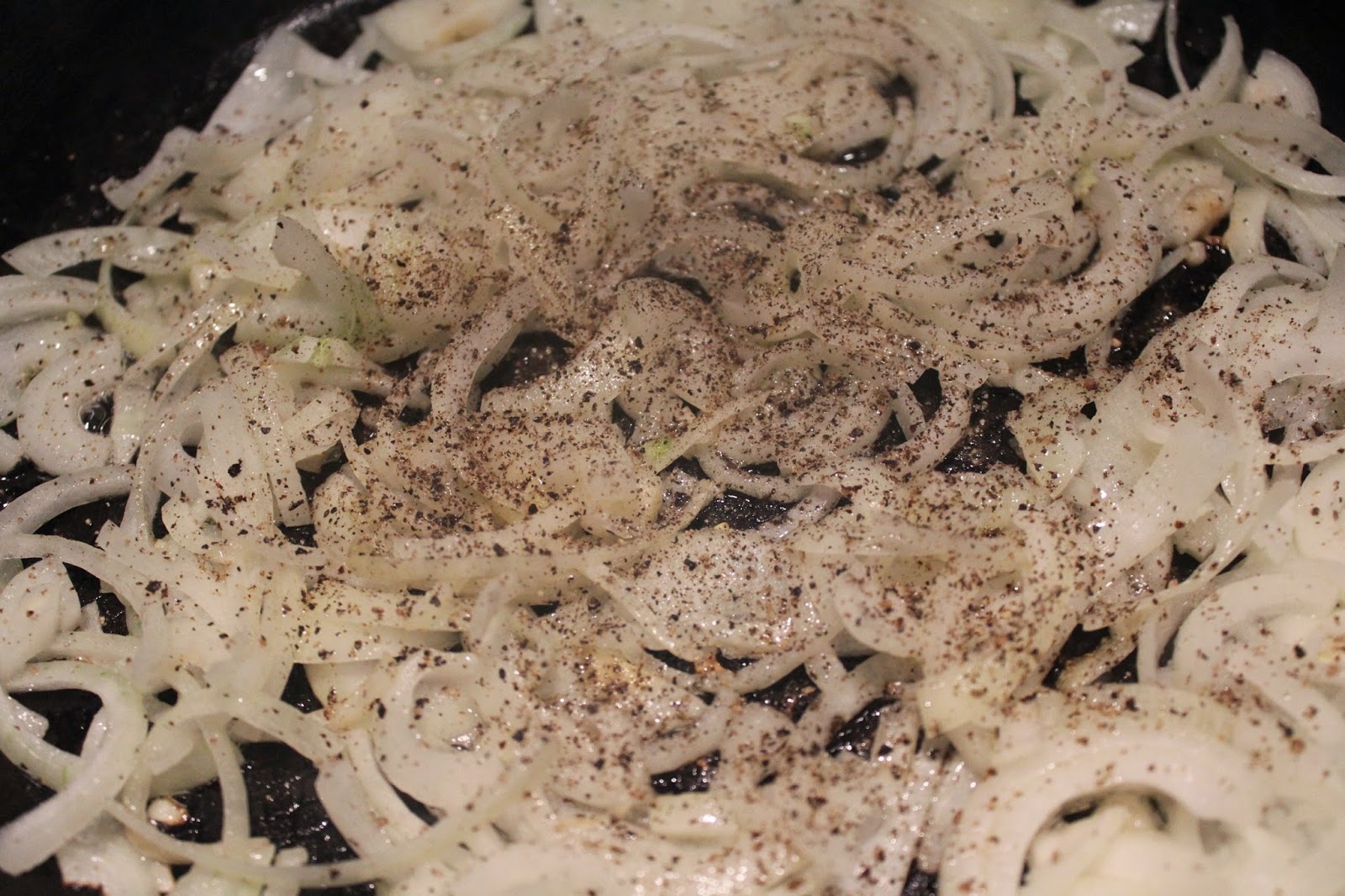 A Delicious and Easy Brown Onion Gravy with Bonuses