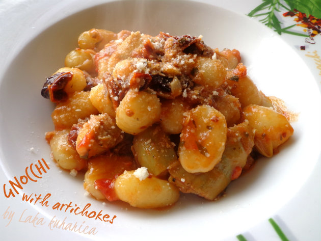 Njoki s artičokama ☆ Gnocchi with artichokes Gnocchi with artichokes by Laka kuharica: a very simple, delicious and easy meal for gnocchi lovers.