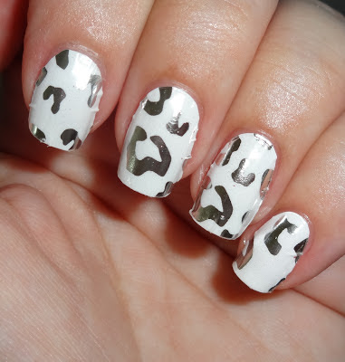 Wendy's Delights: Trendy Nail Wraps White Purr