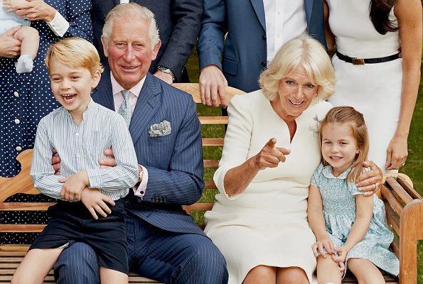 Prince Charles' 70th birthday marked with release of family photo