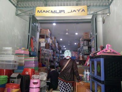 Perjalananku Menyusuri Pusat Grosir Mainan Anak dan Aksesoris di Pasar