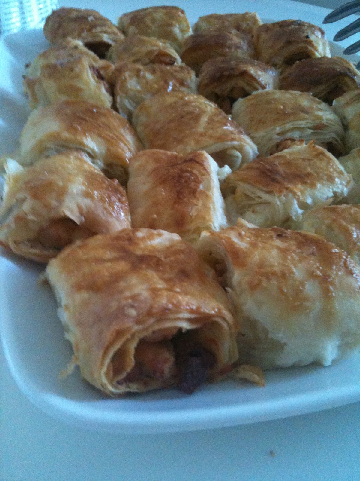 Beyaz Oklava Tavuklu Börek