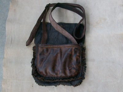 Contemporary Makers: Bob Browder Hunting Pouch for Dave Resler