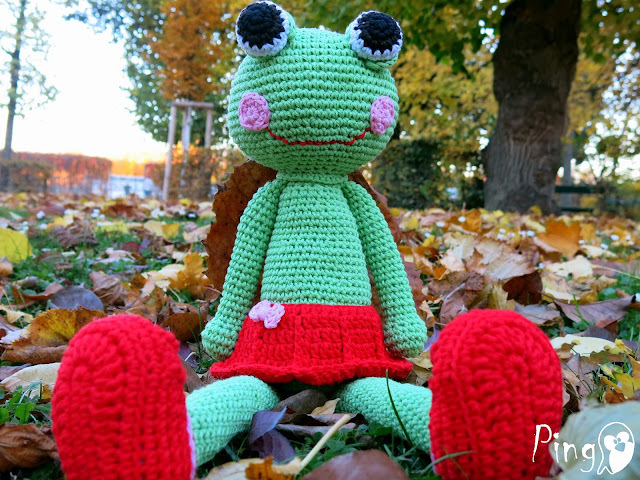 Abby - The Frog, crochet pattern by Pingo - The Pink Penguin