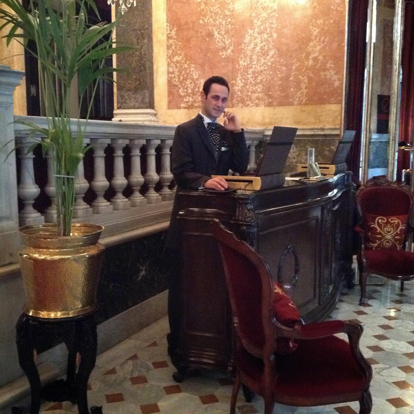 épisodes De Minuit Au Pera Palace Empty Nest Expat: "Midnight at the Pera Palace" with the Istanbul