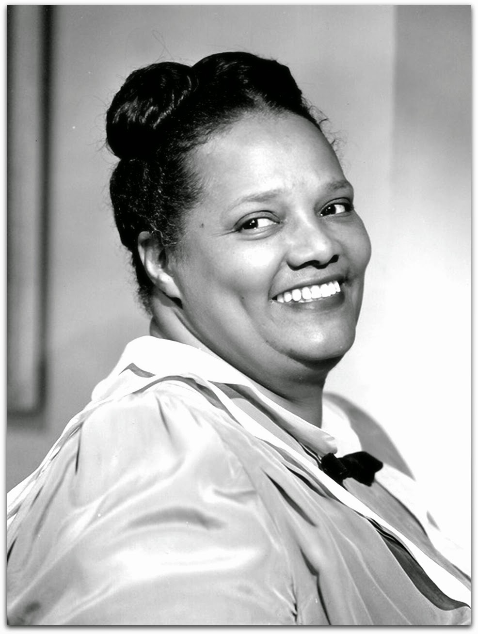 Hello USA harolyn suzanne nicholas